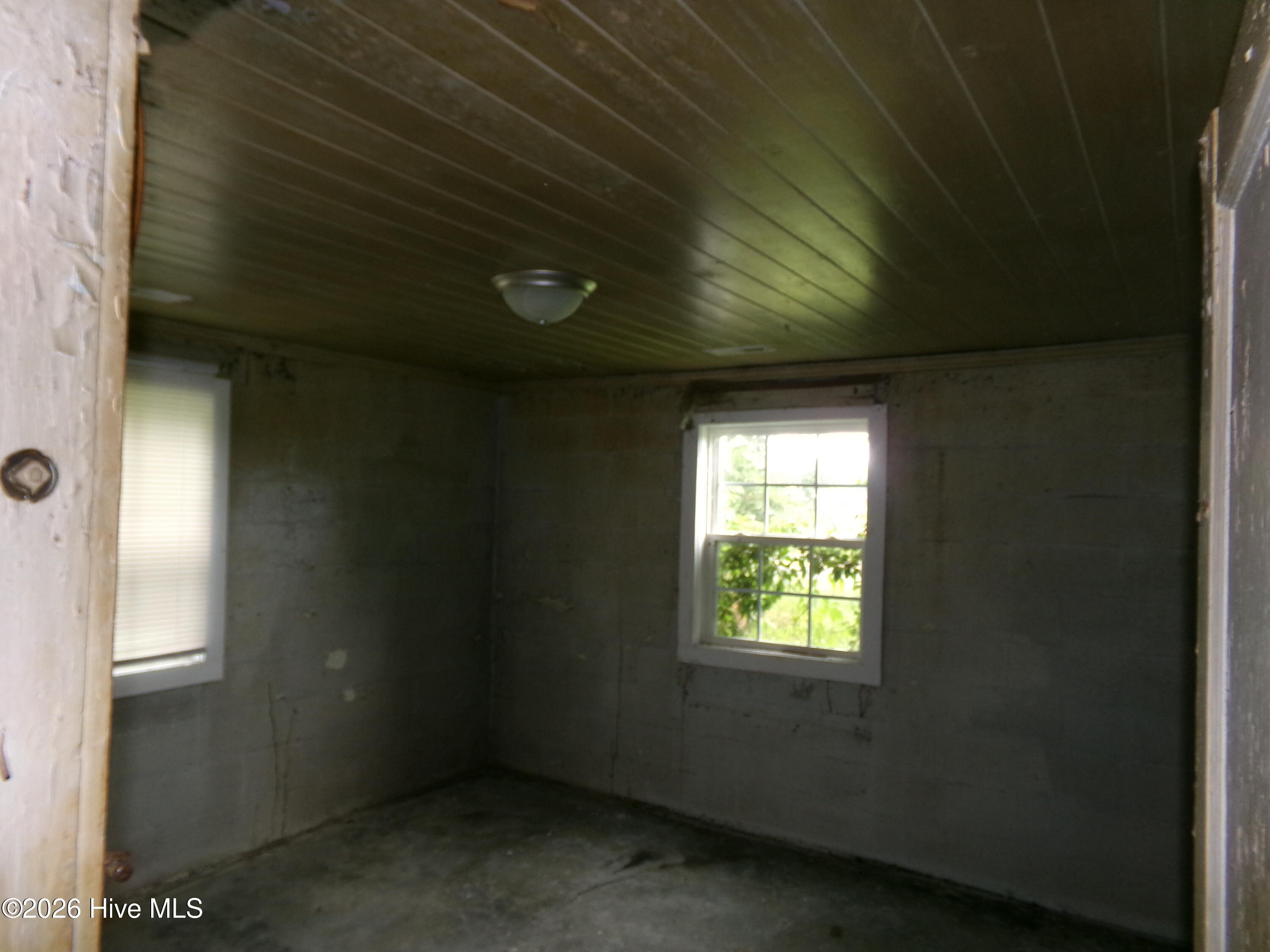 2862 East White Pond Road Fairmont, NC 28340 - Photo 11 of 21 Gallery Image 11