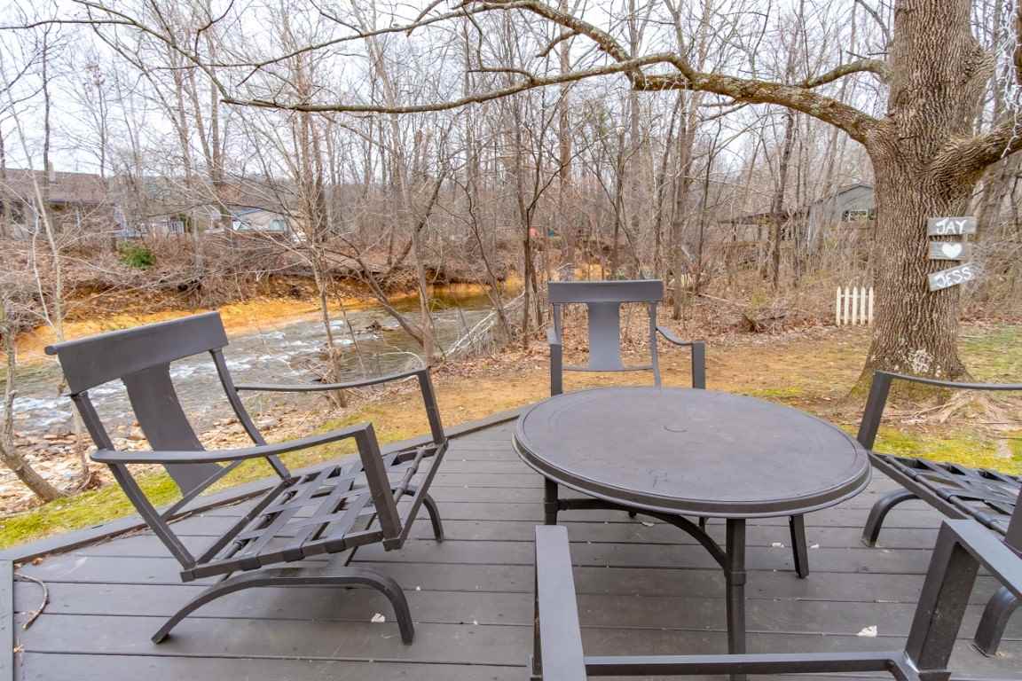 1794 Mt Torrey Road Lyndhurst, VA 22952 - Photo 6 of 44 a view of balcony and patio