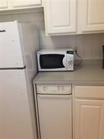 $2,500 | 51 Park Drive, Unit 1, Boston, MA 02215