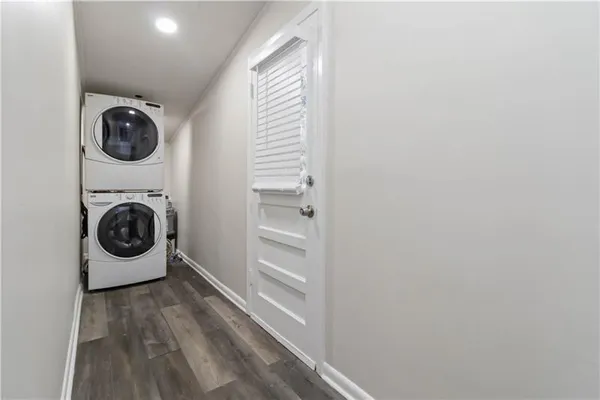 $2,400 | 3035 McLendon Circle Northwest, Atlanta, GA 30318