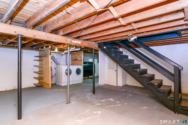 $310,000 | 39 Rocky Ledge Drive, Clinton, CT 06413