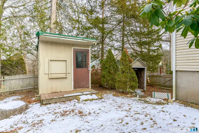 $310,000 | 39 Rocky Ledge Drive, Clinton, CT 06413