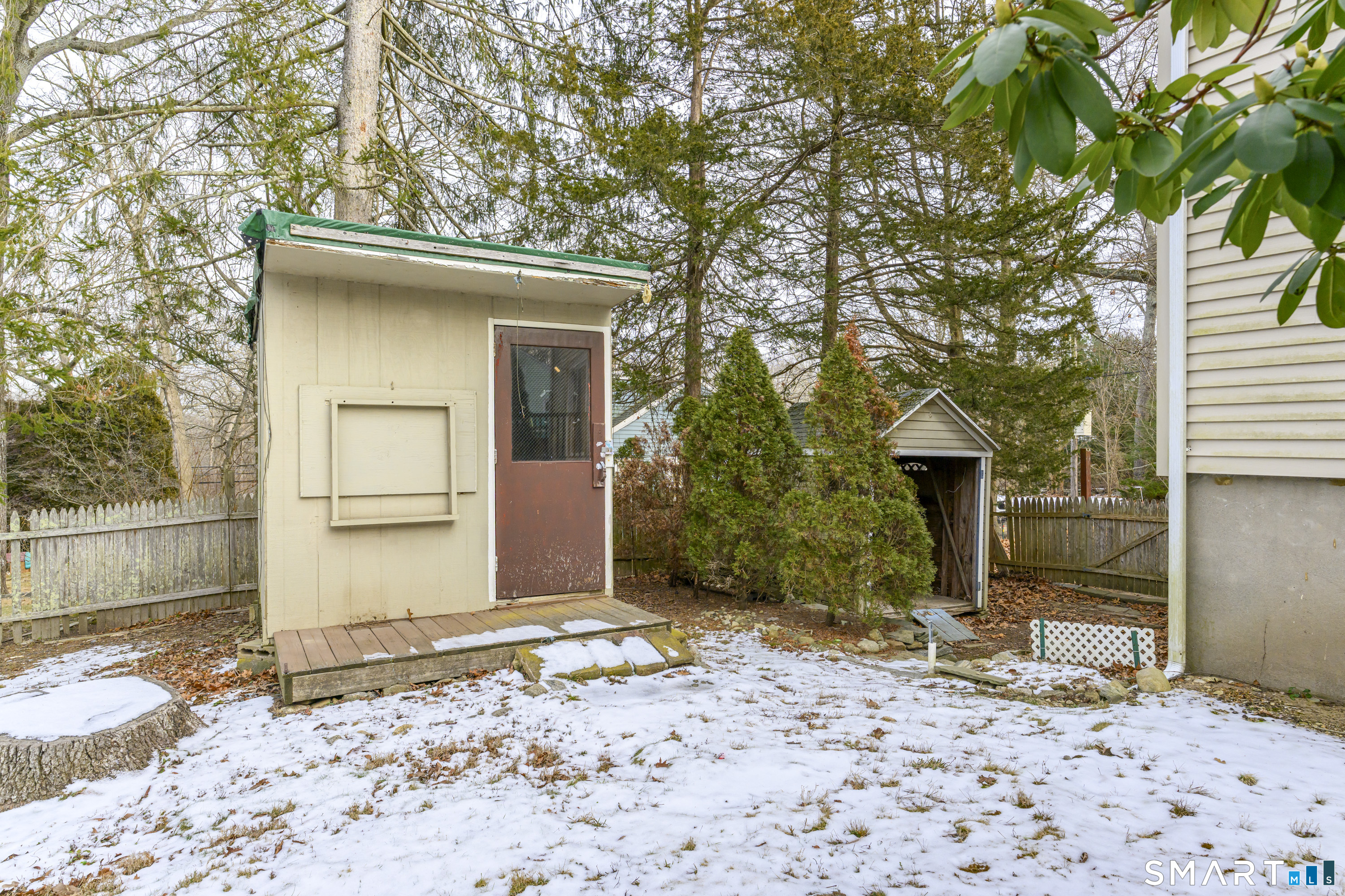 39 Rocky Ledge Drive Clinton, CT 06413 - Photo 36 of 40 One of 2 sheds in yard.