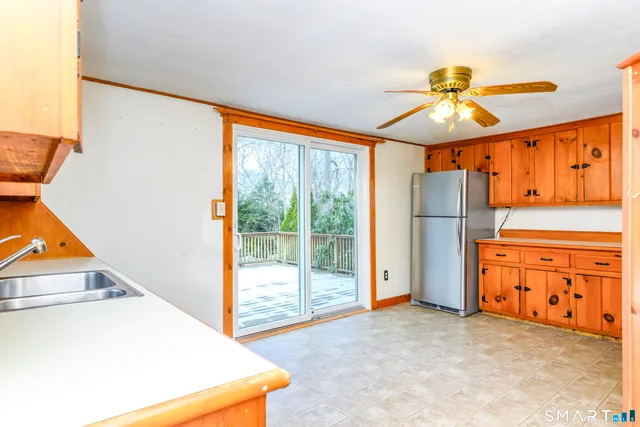 $310,000 | 39 Rocky Ledge Drive, Clinton, CT 06413