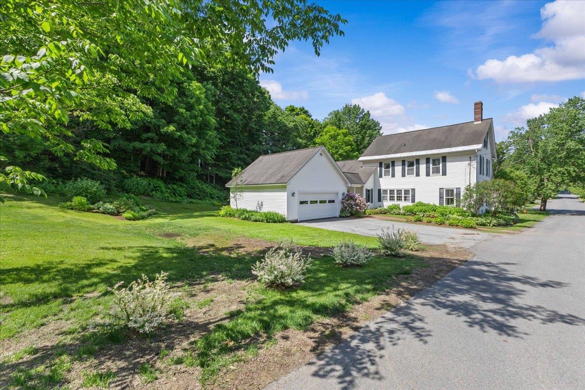 96 Sunset Street Stowe, VT 05672 - Photo 4 of 50