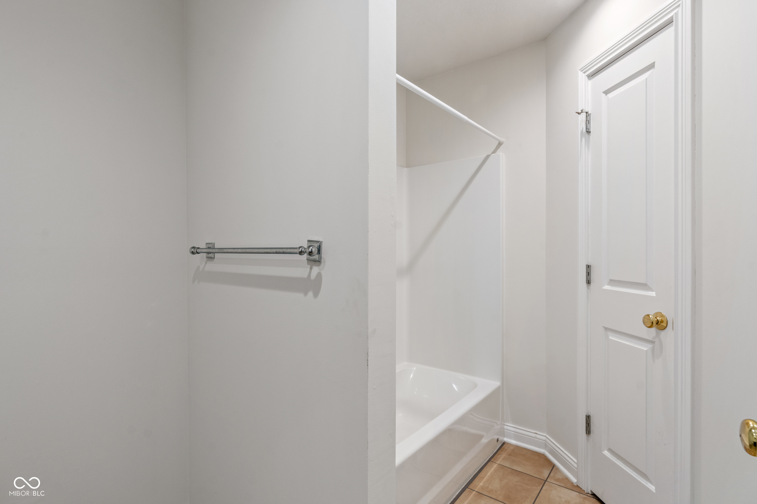 12735 Edgemont Way Carmel, IN 46032 - Photo 12 of 50