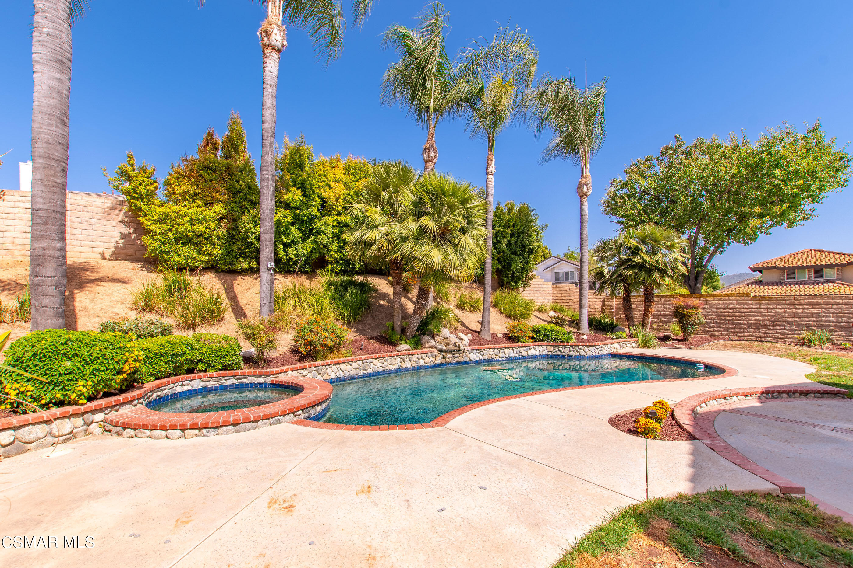 2708 Angel Circle Simi Valley, CA 93063 - Photo 22 of 26 2708 Angel Cir Simi Valley-37