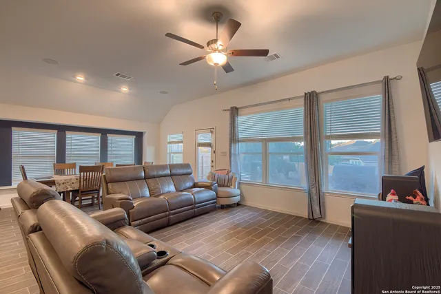 $419,990 | 6037 Cerulean Lane, Bulverde, TX 78163