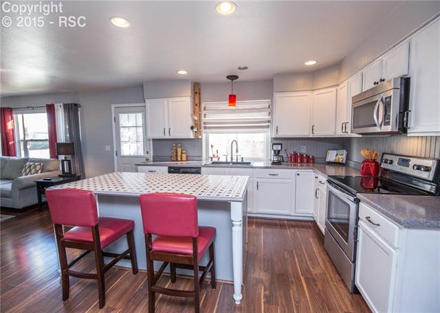 4527 Fencer Road Colorado Springs, CO 80911 - Photo 8 of 24