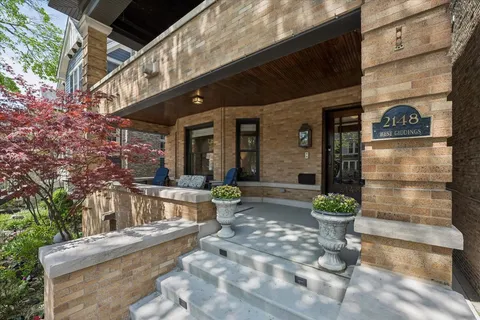 $2,495,000 | 2148 West Giddings Street, Chicago, IL 60625