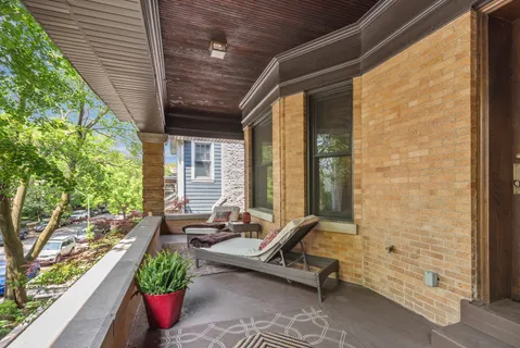 $2,495,000 | 2148 West Giddings Street, Chicago, IL 60625