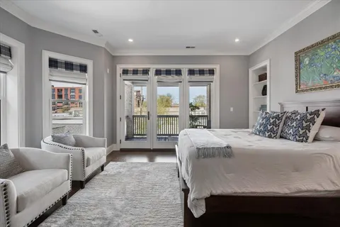 $2,495,000 | 2148 West Giddings Street, Chicago, IL 60625