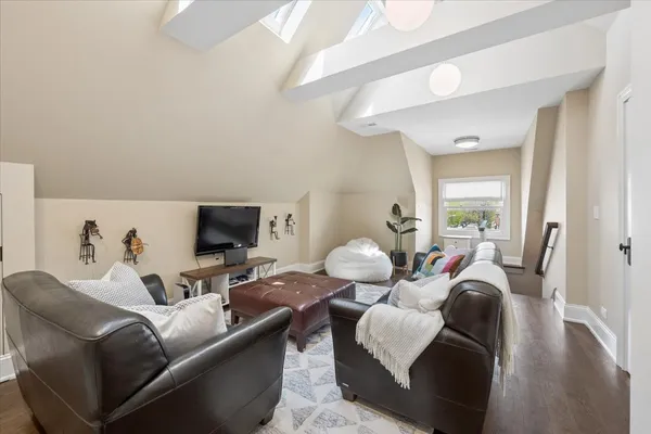 $2,495,000 | 2148 West Giddings Street, Chicago, IL 60625
