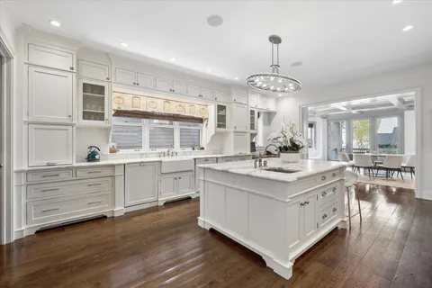 $2,495,000 | 2148 West Giddings Street, Chicago, IL 60625