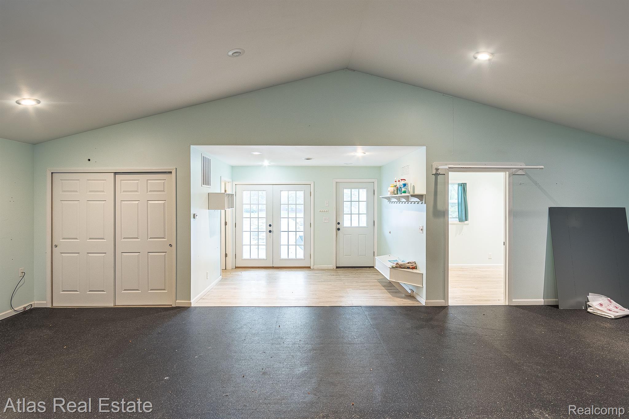 2328 East Cook Road Grand Blanc, MI 48439 - Photo 65 of 69 Gallery Image 65