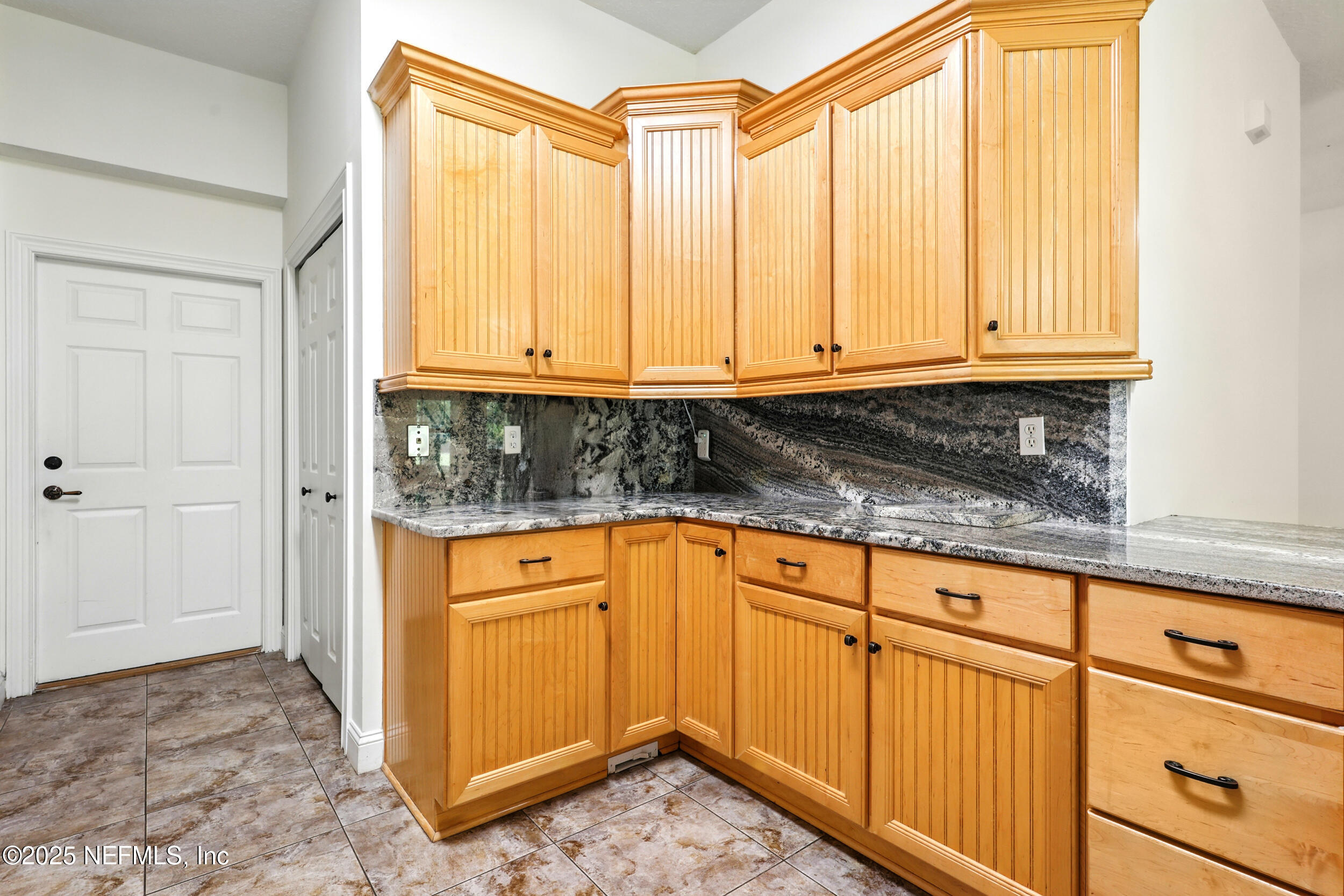 11062 Blazing Ridge Court Jacksonville, FL 32219 - Photo 16 of 55 Kitchen