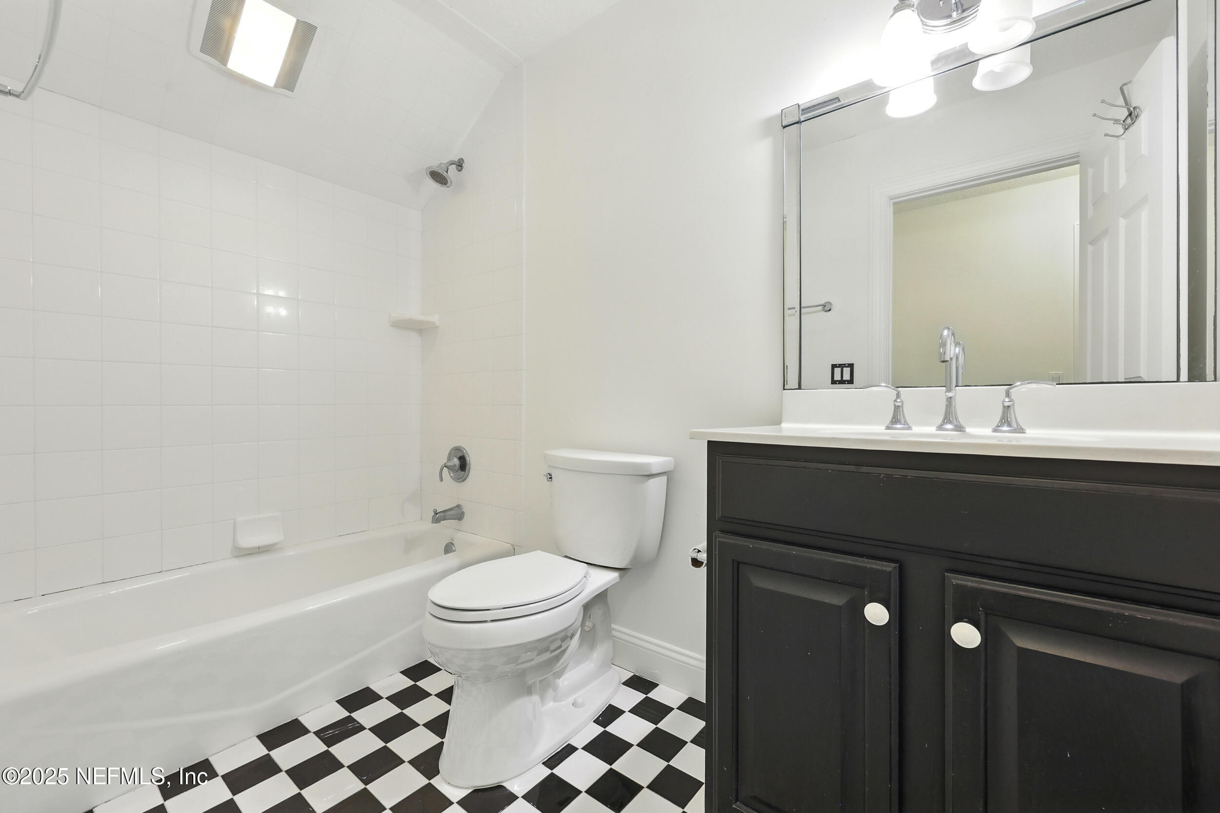 11062 Blazing Ridge Court Jacksonville, FL 32219 - Photo 38 of 55 Guest Bath