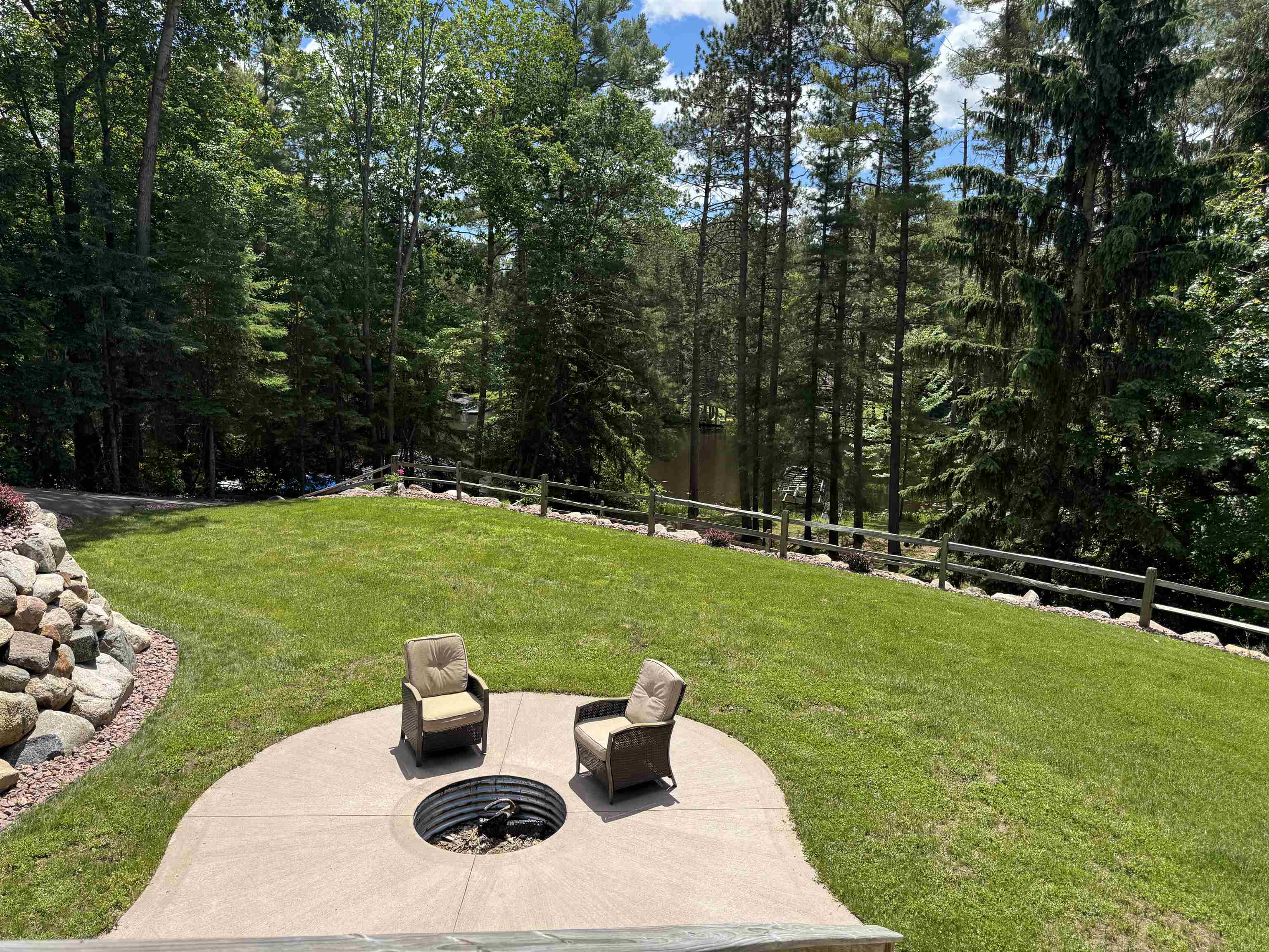 4027 Chipmunk Lane Rhinelander, WI 54501 - Photo 11 of 16
