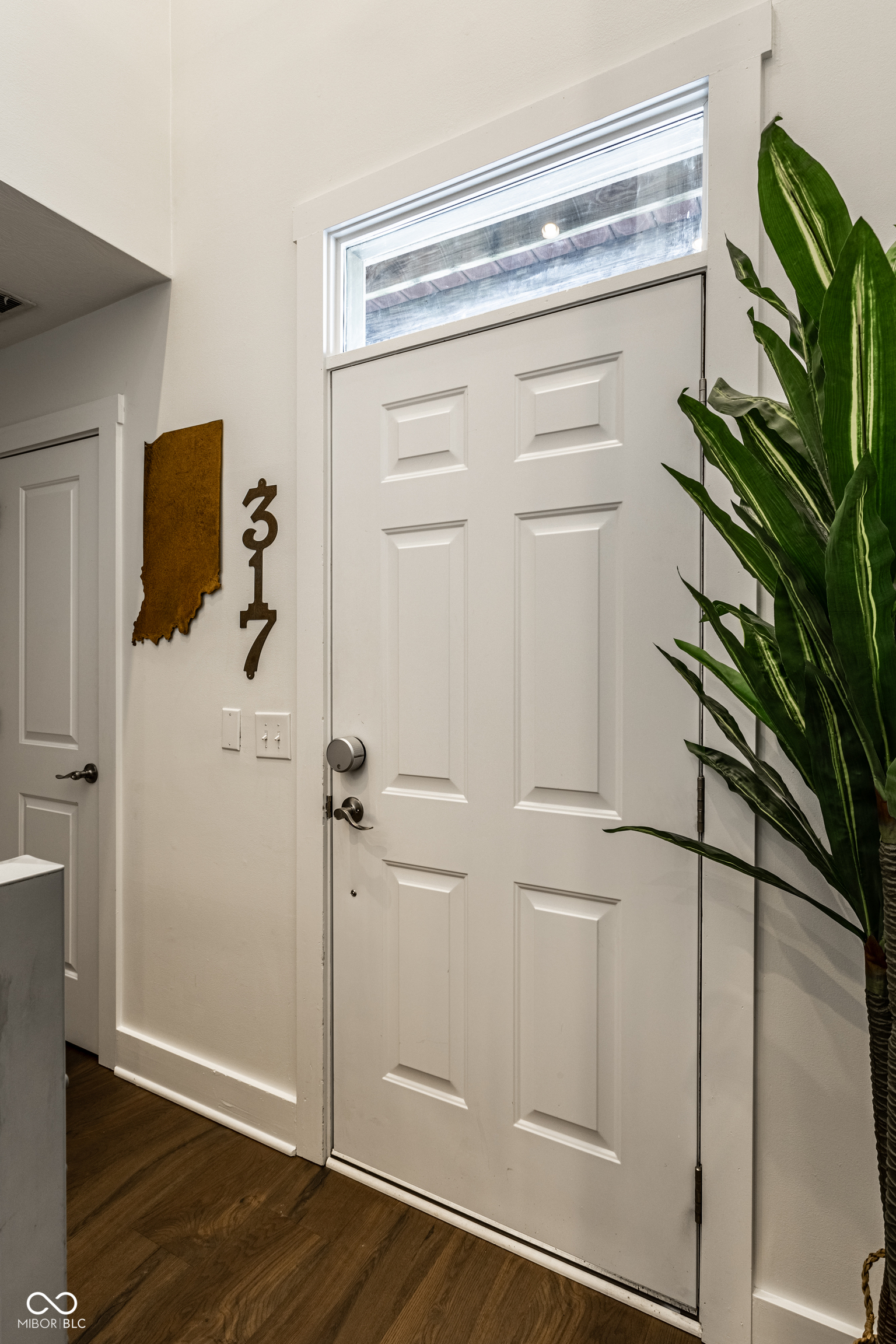 141 Herman Street Indianapolis, IN 46202 - Photo 5 of 49