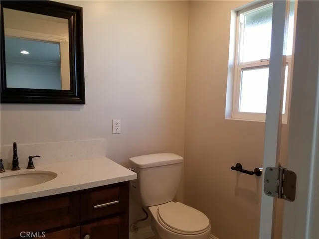 $5,000 | 424 East Riverview Avenue, Orange, CA 92865