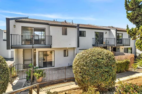 $709,000 | 7321 Alicante Road, Unit A, Carlsbad, CA 92009