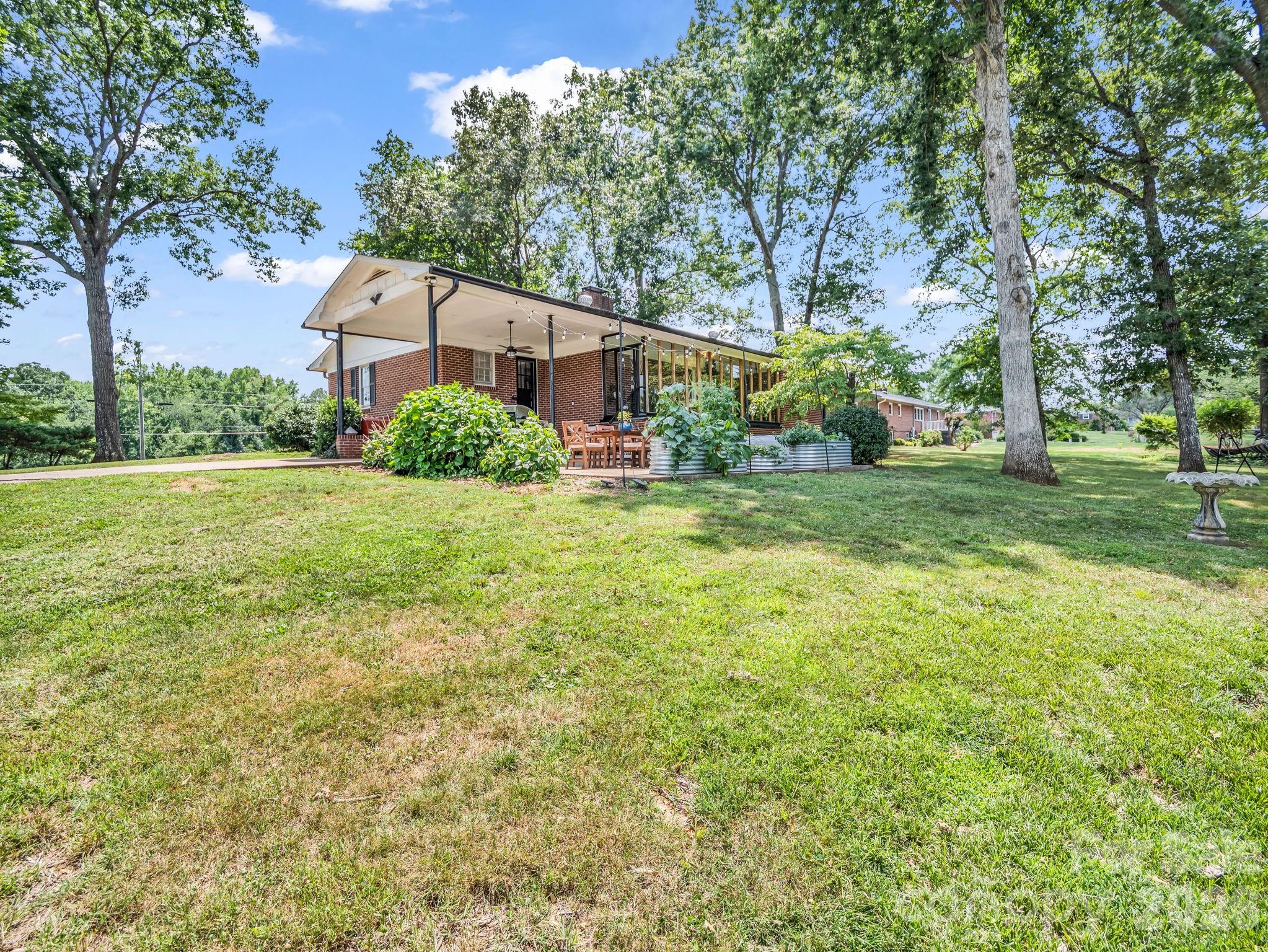 201 Lincoln Road Forest City, NC 28043 - Photo 2 of 32