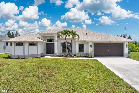 $439,900 | 519 Northeast 19th Terrace, Cape Coral, FL 33909