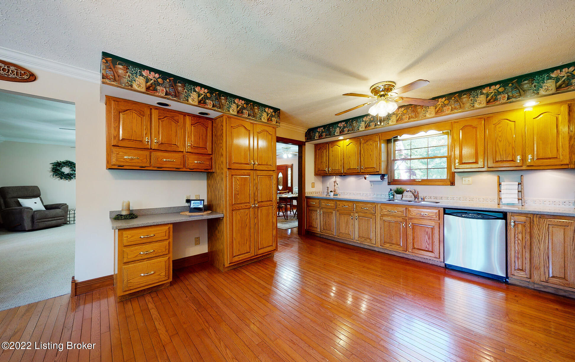9216 Fairmount Road Louisville, KY 40291 - Photo 24 of 121 9216-Fairmount-Rd_026