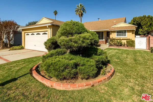 $4,750 | 14745 Marlin Place, Van Nuys, CA 91405