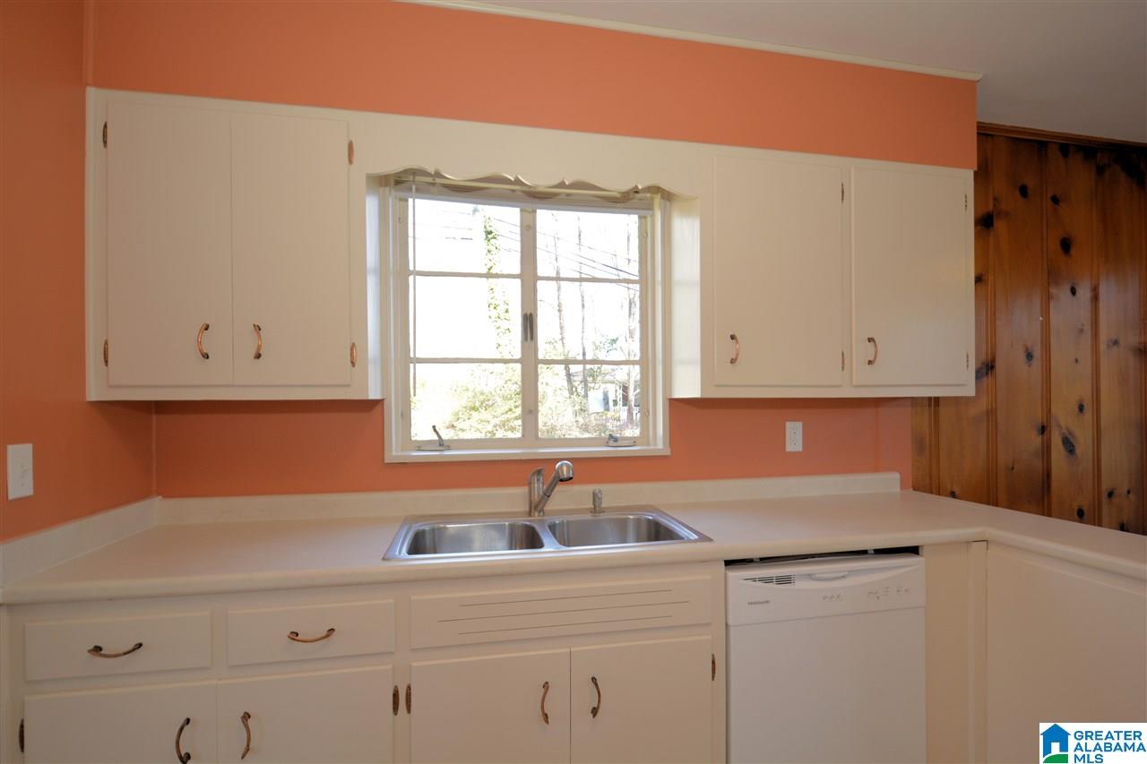 707 Warwick Road Birmingham, AL 35209 - Photo 10 of 30