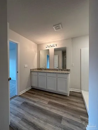 $1,950 | 4378 Redbay Court, Pace, FL 32571