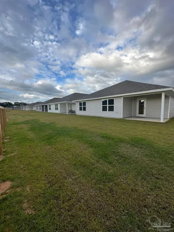 $1,950 | 4378 Redbay Court, Pace, FL 32571