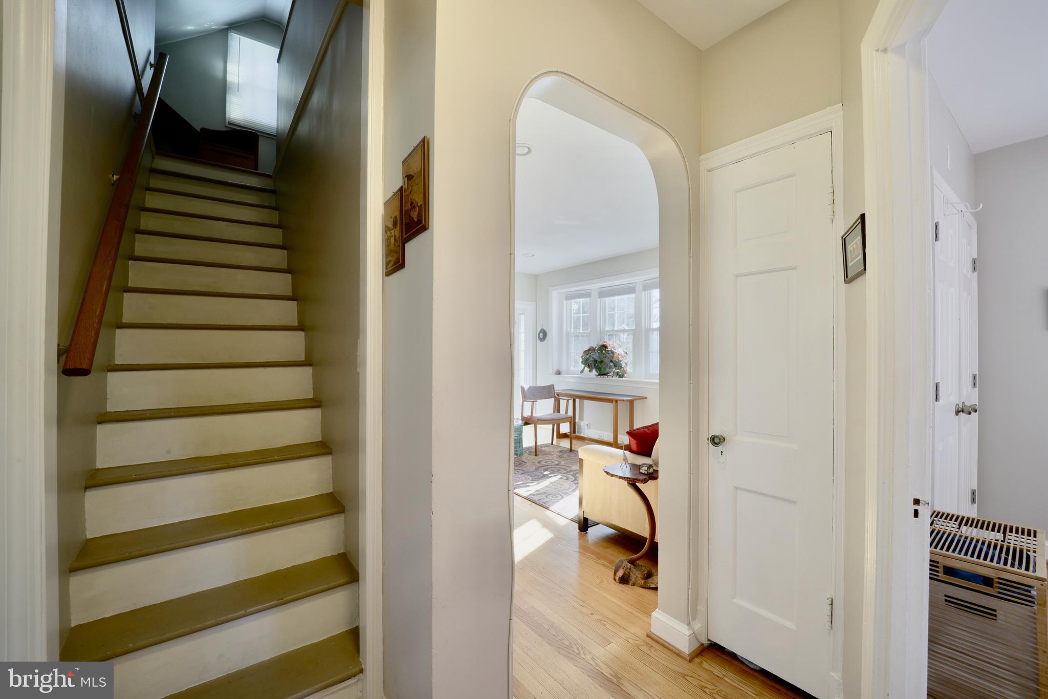 617 Ray Drive Silver Spring, MD 20910 - Photo 21 of 36 Steps to upper level