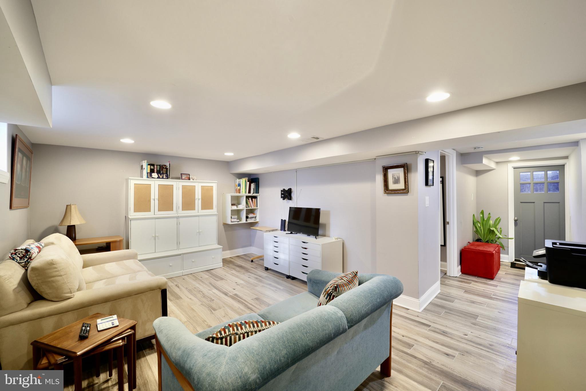617 Ray Drive Silver Spring, MD 20910 - Photo 33 of 36 Gallery Image 33