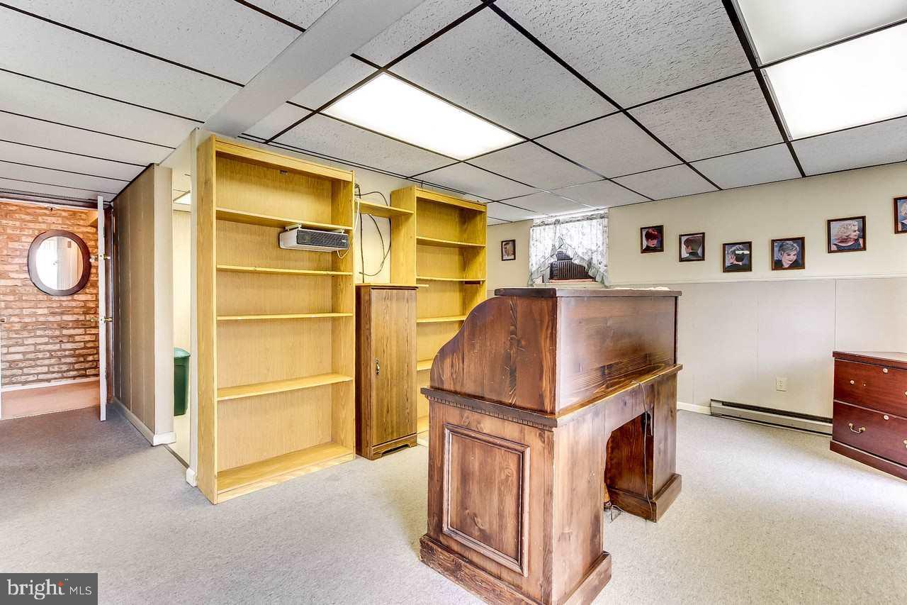 925 Witmer Road York, PA 17406 - Photo 22 of 36 Gallery Image 22