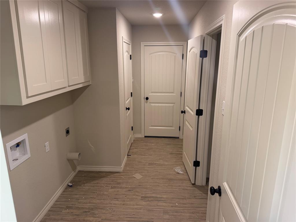 176 Altom Road Springtown, TX 76082 - Photo 3 of 6 Gallery Image 3