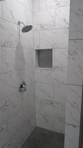 $2,275 | 914 East Louisiana Avenue, Dallas, TX 75216