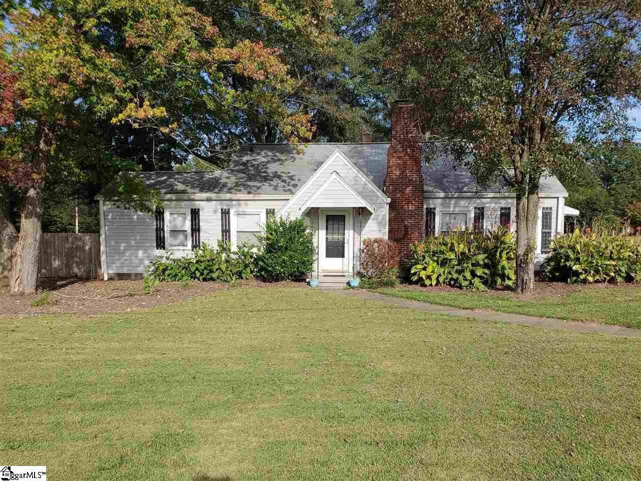 465 North Rutherford Road Greer, SC 29651 - Photo 1 of 23 Gallery Image 1