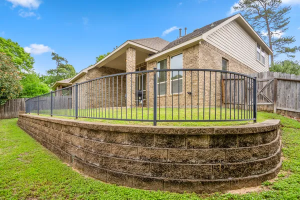 $525,000 | 4855 Bayou Saint John, Conroe, TX 77304