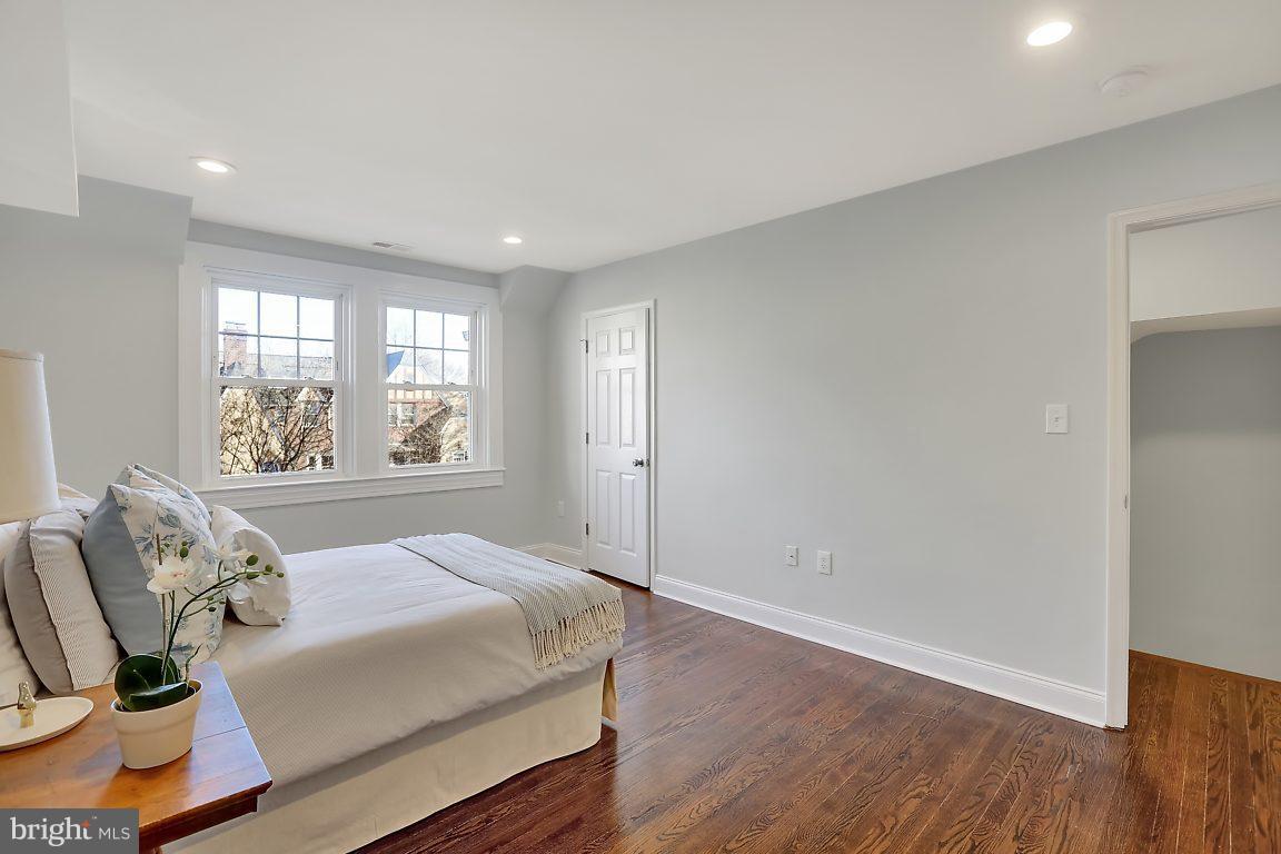 403 Hopkins Road Baltimore, MD 21212 - Photo 12 of 30 Bedroom (Master)