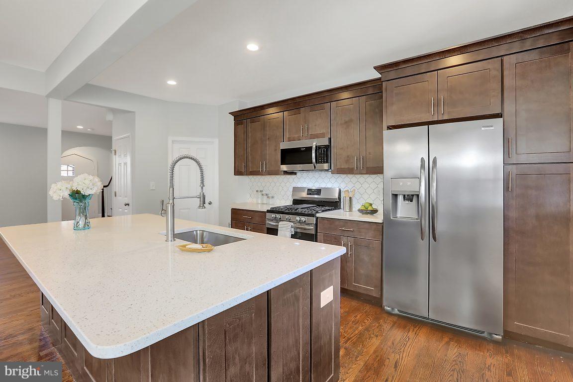 403 Hopkins Road Baltimore, MD 21212 - Photo 8 of 30 Kitchen