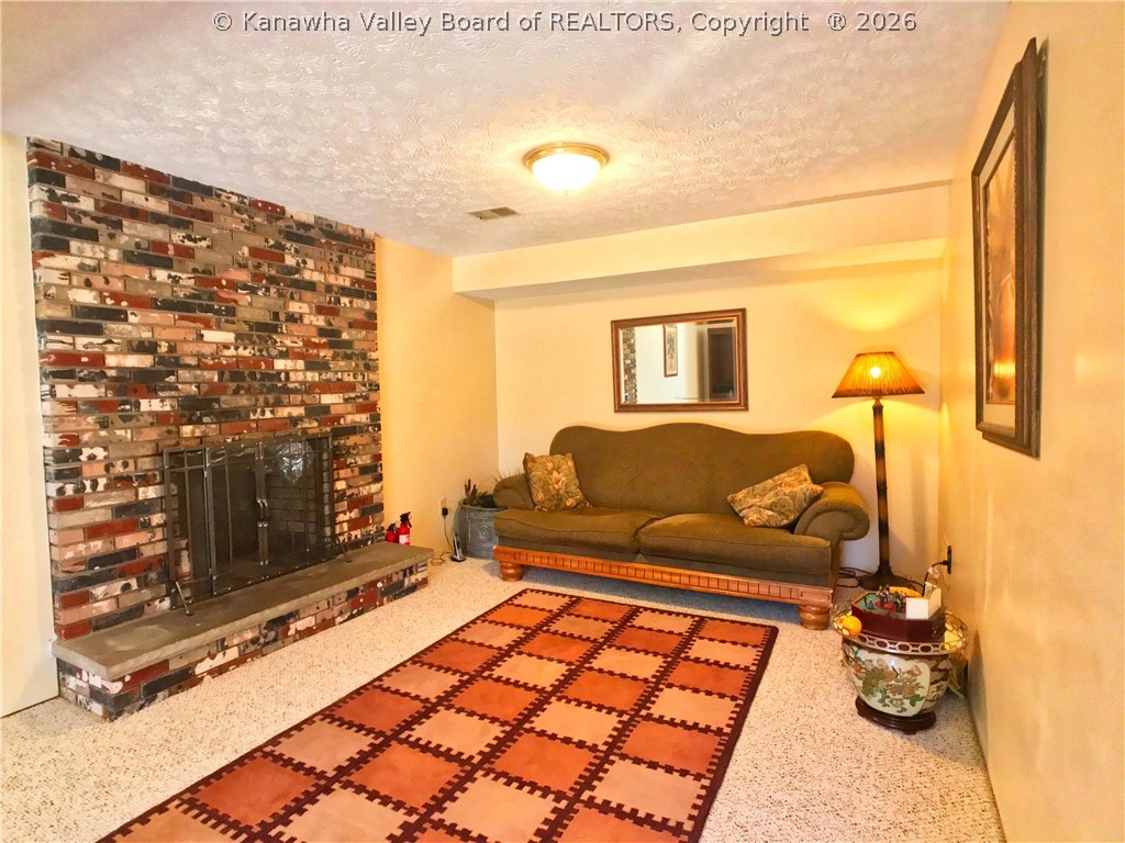 17 Barrington Road Nitro, WV 25143 - Photo 17 of 27 Gallery Image 17