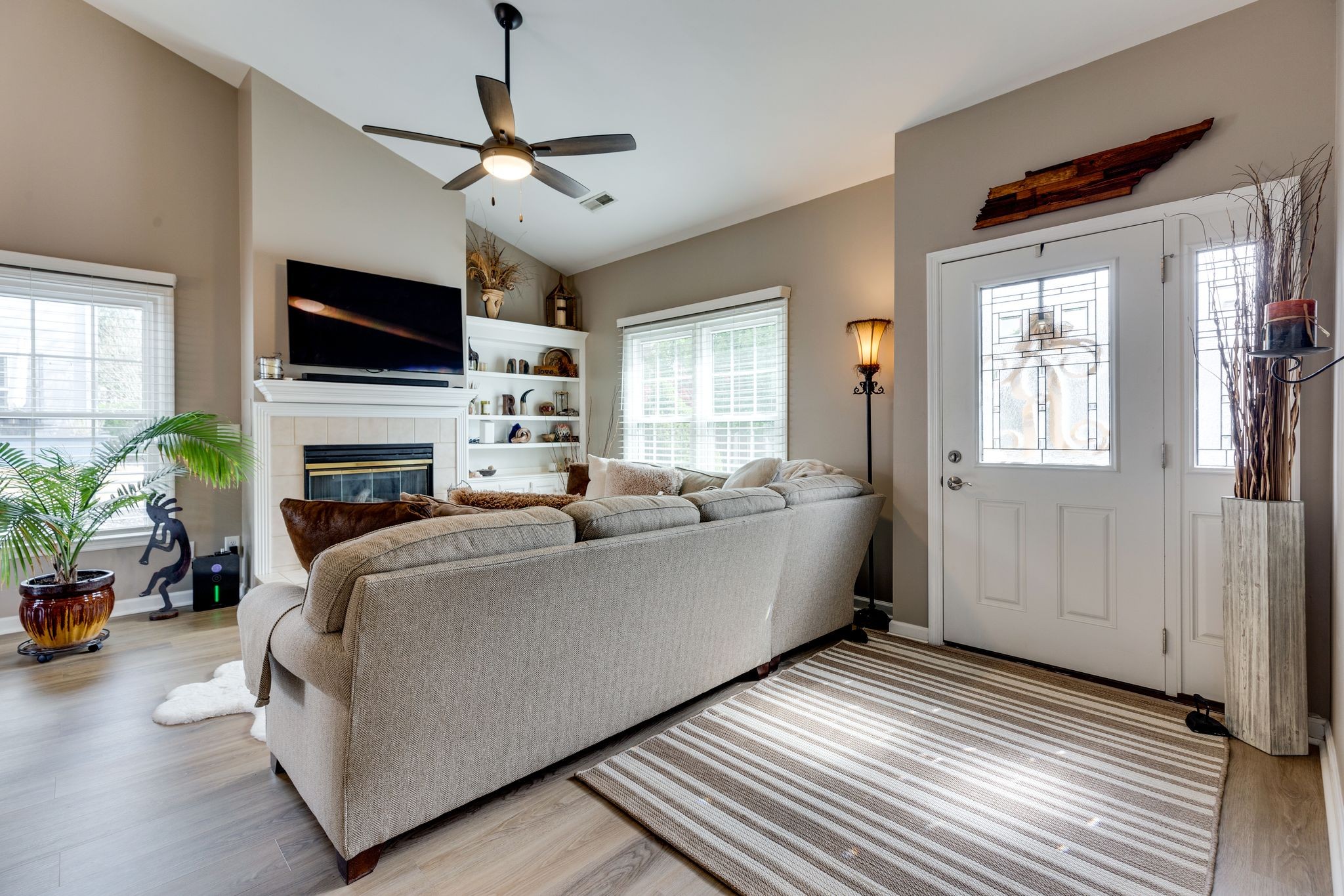 2022 Roderick Circle Franklin, TN 37064 - Photo 5 of 30 Gallery Image 5