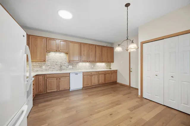 $415,000 | 20467 Cypress Drive, Farmington, MN 55024