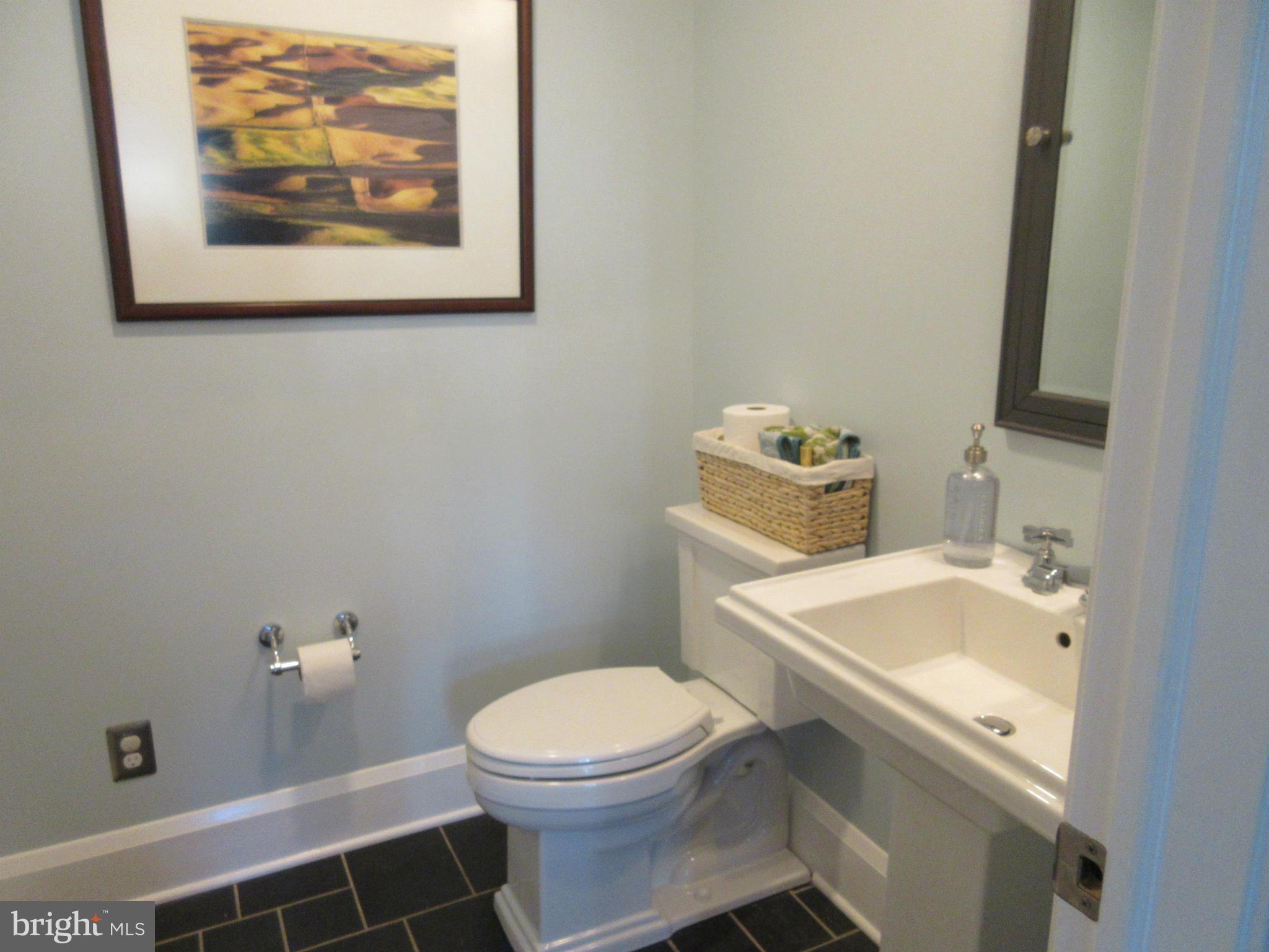 706 Regester Avenue Baltimore, MD 21212 - Photo 14 of 30 Bath