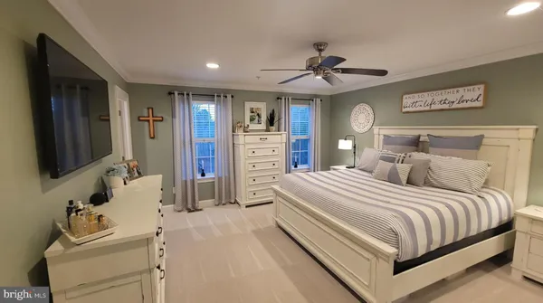 a view of walk in closet