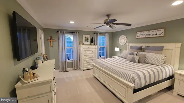 a view of walk in closet