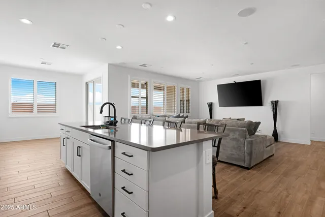 $2,800 | 22303 North Daniel Drive, Maricopa, AZ 85138