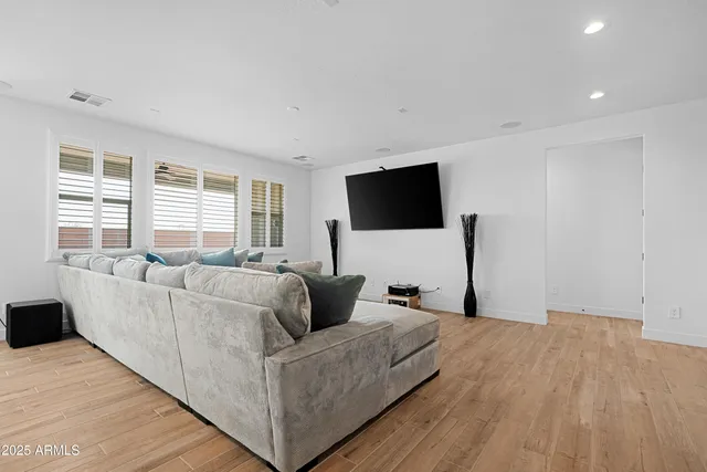 $2,800 | 22303 North Daniel Drive, Maricopa, AZ 85138