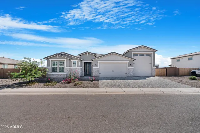 $2,800 | 22303 North Daniel Drive, Maricopa, AZ 85138